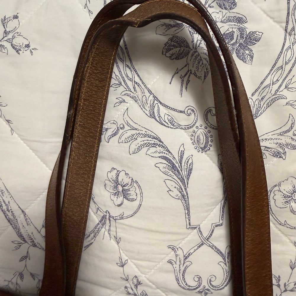 Gucci Beige/Brown GG Canvas Tote with Gold Logo - Picture 6 of 11